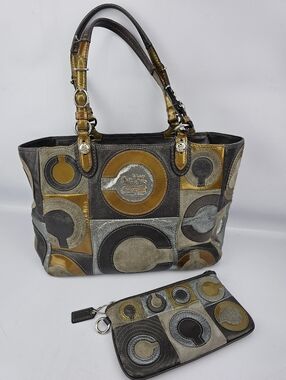 Coach Mia Inlaid C Patchwork Tote Leather Suede and matching pouch  G1069-15748